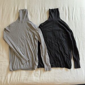 set of 2 turtlenecks